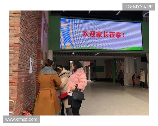 百姓大舞台游戏直播间精彩瞬间实时呈现让你与明星零距离互动